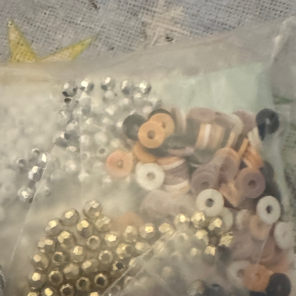Colorful Bead Bracelet Kit for Kids - Picture 4 of 5